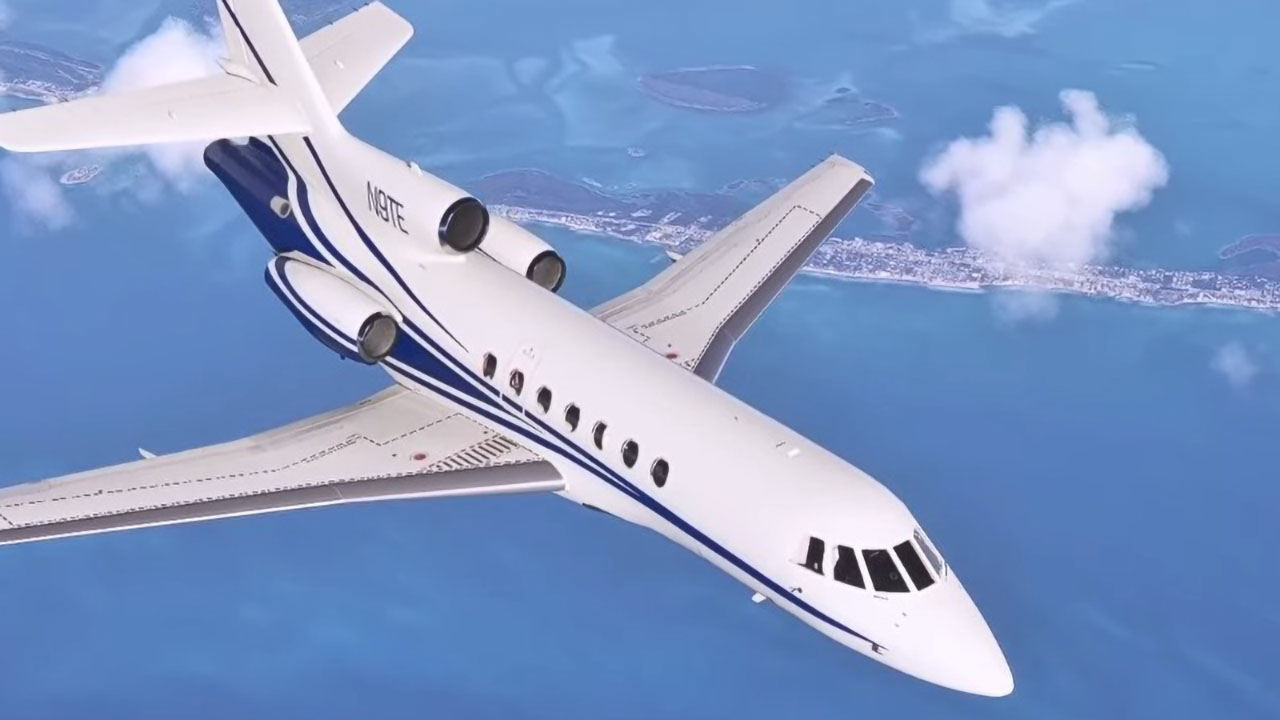 A flight simulation scene: Microsoft Flight Simulator Falcon 50
